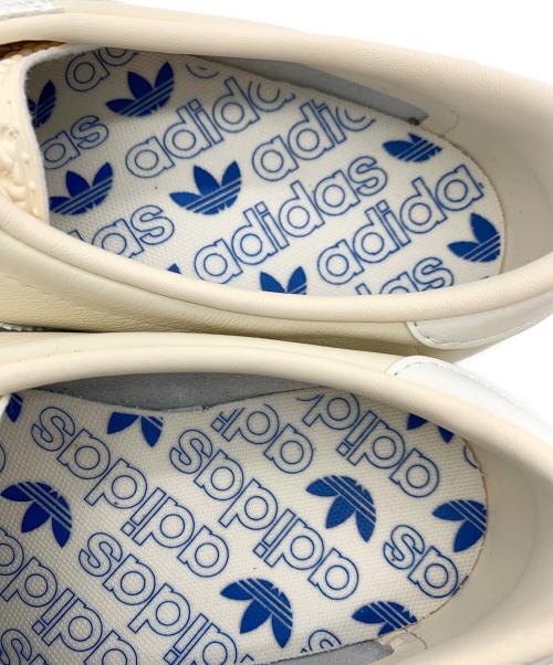 adidas（アディダス）adidas (アディダス) ローカットスニーカー ベージュ サイズ:US8 1/2の古着・服飾アイテム
