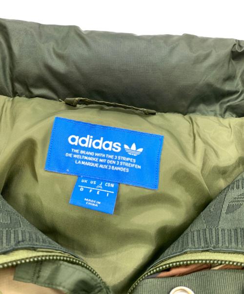 adidas（アディダス）adidas (アディダス) ダウンジャケット カーキ サイズ:Lの古着・服飾アイテム