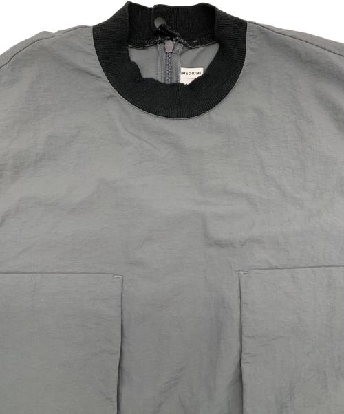 nagonstans（ナゴンスタンス）nagonstans (ナゴンスタンス) タスランウェザードロストプルオーバー グレー×ブルー サイズ:MEDIUMの古着・服飾アイテム