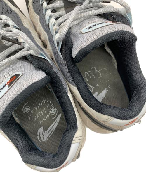 NIKE（ナイキ）NIKE (ナイキ) AIR MAX 95 WOLF GREY/RUGGED ORANGE-BLACK-BLUE TINT / エア マックス 95 エア マックス 95 ウルフグレー ラゲッドオレンジ ライトグレー サイズ:US9の古着・服飾アイテム