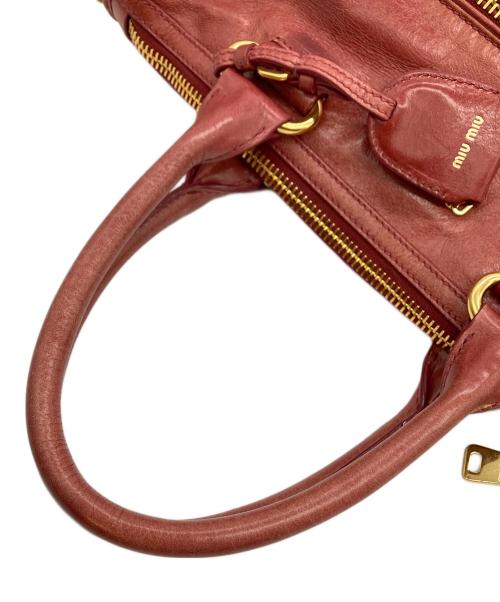 MIU MIU（ミュウミュウ）MIU MIU (ミュウミュウ) 2WAYバッグ レッドの古着・服飾アイテム