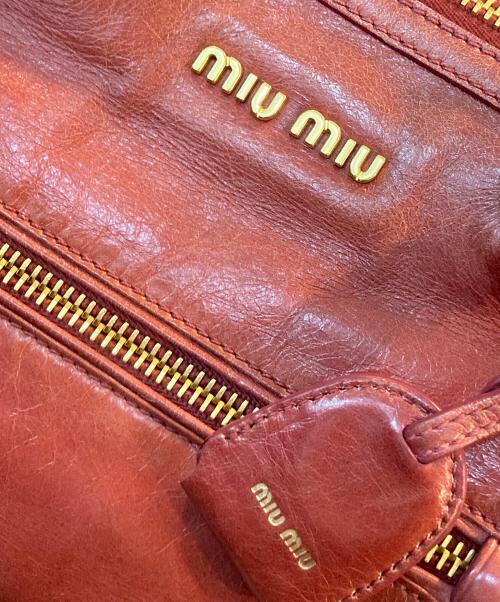 MIU MIU（ミュウミュウ）MIU MIU (ミュウミュウ) 2WAYバッグ レッドの古着・服飾アイテム