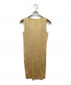 PLEATS PLEASEプリーツプリーズ）の古着「ノースリーブワンピース」｜ベージュ