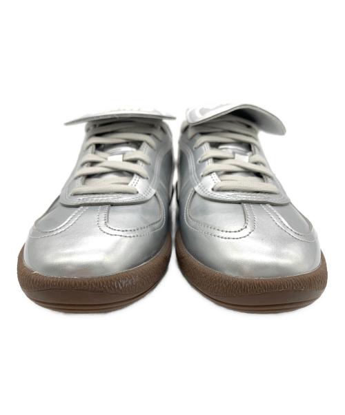 PUMA（プーマ）PUMA (プーマ) emmi (エミ) ALERMO PREMIUM シルバー サイズ:US5.5の古着・服飾アイテム