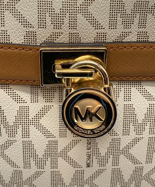 MICHAEL KORS（マイケル・コース）MICHAEL KORS (マイケル・コース) ショルダーバッグ アイボリー×ブラウンの古着・服飾アイテム