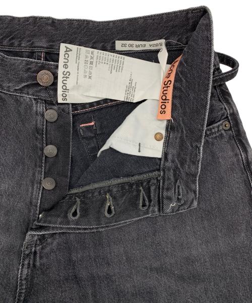 Acne studios（アクネ ストゥディオス）Acne studios (アクネ ストゥディオス) ルーズフィットジーンズ ブラック サイズ:EUR：30/32の古着・服飾アイテム