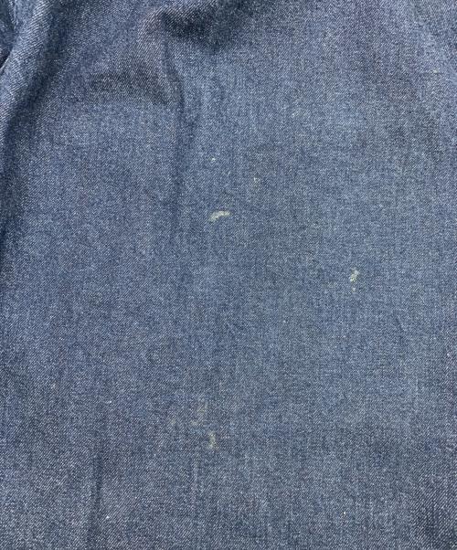 JOHN LAWRENCE SULLIVAN（ジョン ローレンス サリバン）JOHN LAWRENCE SULLIVAN (ジョン ローレンス サリバン) フロントホックワイドタックデニムパンツ インディゴ サイズ:8の古着・服飾アイテム