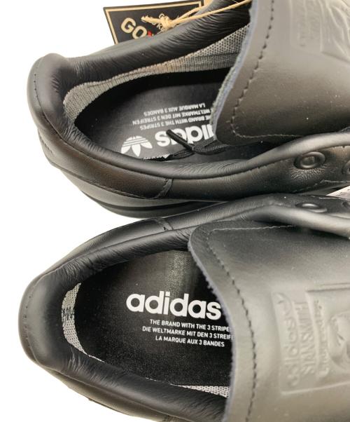 adidas（アディダス）adidas (アディダス) ローカットスニーカー ブラック サイズ:US8の古着・服飾アイテム