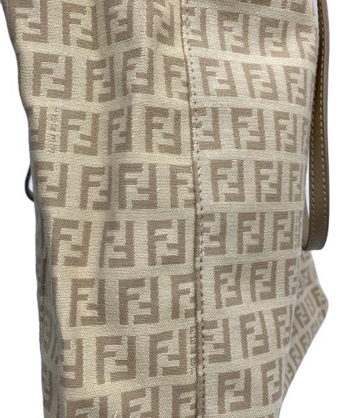 FENDI（フェンディ）FENDI (フェンディ) ハンドバッグ ベージュの古着・服飾アイテム