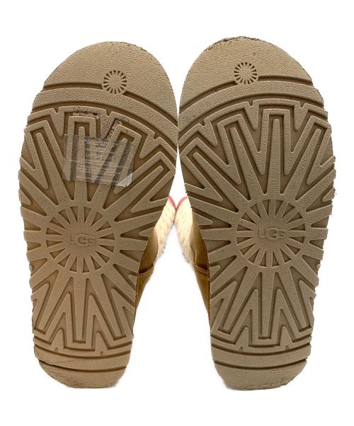 UGG（アグ）UGG (アグ) クラッシックセーターレターブーツ ブラウン×ベージュ サイズ:US8の古着・服飾アイテム