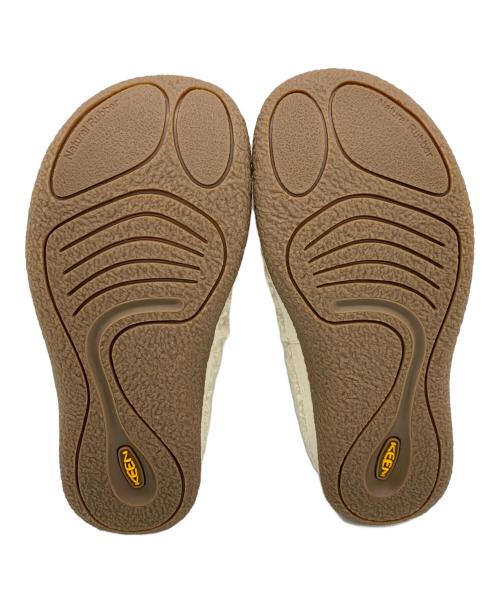 KEEN（キーン）KEEN (キーン) スリッポン アイボリー サイズ:US7.5の古着・服飾アイテム