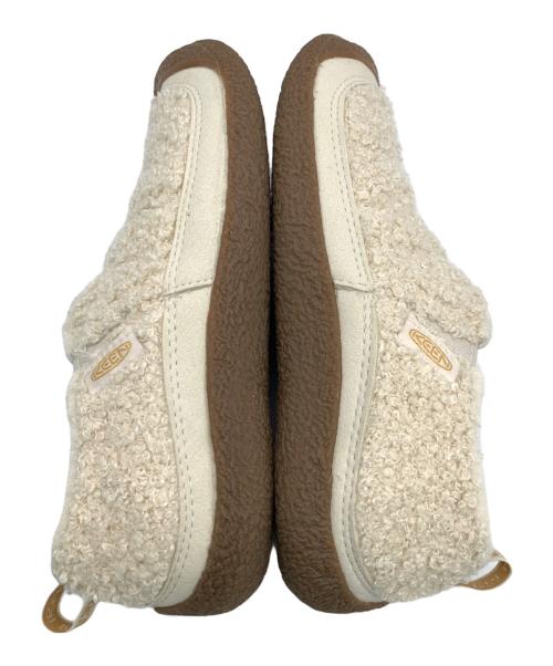 KEEN（キーン）KEEN (キーン) スリッポン アイボリー サイズ:US7.5の古着・服飾アイテム