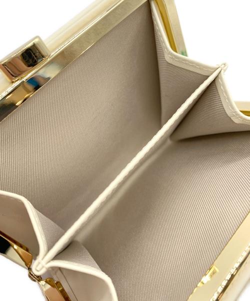 Samantha Thavasa（サマンサタバサ）Samantha Thavasa (サマンサタバサ) 2つ折り財布 ホワイトの古着・服飾アイテム