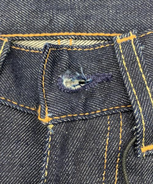 LEVI'S（リーバイス）LEVI'S (リーバイス) レギュラーフィット ジーンズ インディゴ サイズ:W28/L34の古着・服飾アイテム