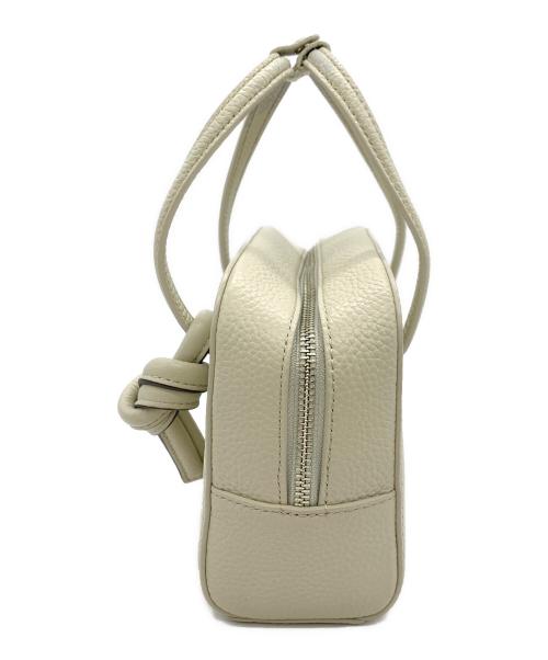 VASIC（ヴァジック）VASIC (ヴァジック) ハンドバッグ ホワイトの古着・服飾アイテム