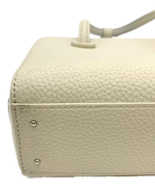 VASIC（ヴァジック）VASIC (ヴァジック) ハンドバッグ ホワイトの古着・服飾アイテム