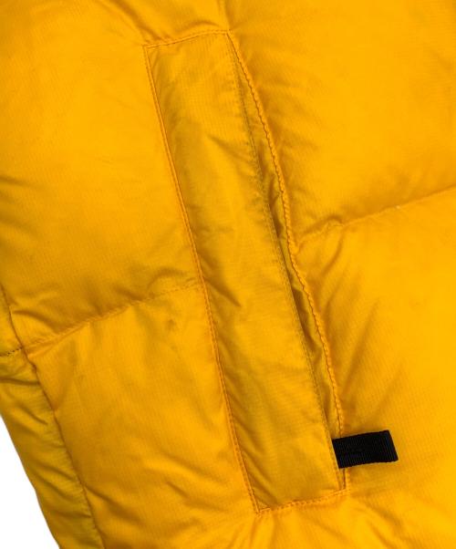 THE NORTH FACE（ザ ノース フェイス）THE NORTH FACE (ザ ノース フェイス) ヌプシジャケット イエロー×ブラック サイズ:Sの古着・服飾アイテム
