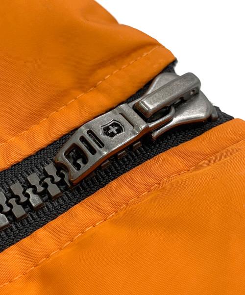 VICTORINOX（ビクトリノックス）VICTORINOX (ビクトリノックス) ダウンベスト オレンジ サイズ:XSの古着・服飾アイテム