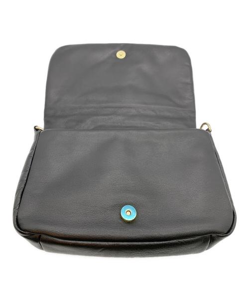 russet（ラシット）russet (ラシット) ソフトレザーフラップショルダーバッグ ブラックの古着・服飾アイテム