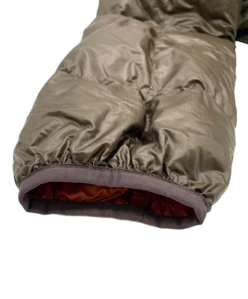 mont-bell（モンベル）mont-bell (モンベル) ダウンジャケット ブラウン サイズ:Mの古着・服飾アイテム