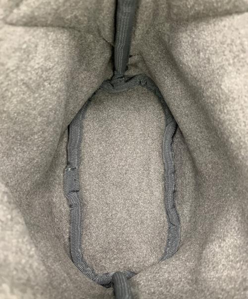 SHIPS any（シップスエニィ）SHIPS any (シップスエニィ) folna (フォルナ) 2WAYラインリバーシブルショルダーバッグ ブラック×グレーの古着・服飾アイテム