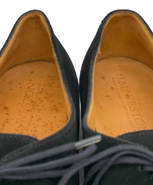 J.M.WESTON（ジェイエムウエストン）J.M.WESTON (ジェイエムウエストン) チップシューズ ブラック サイズ:9の古着・服飾アイテム