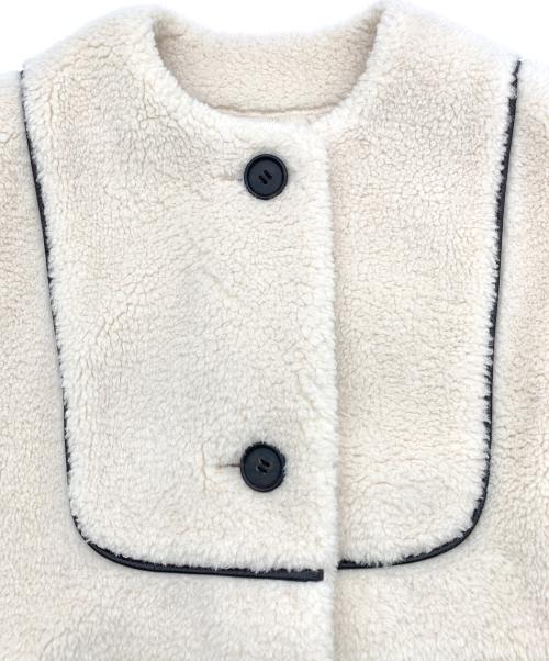 YORI（ヨリ）YORI (ヨリ) もこもこロングジレ アイボリー サイズ:Fの古着・服飾アイテム