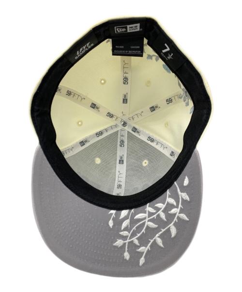 New Era（ニューエラ）New Era (ニューエラ) LFYT (エルエフワイティー) SAMPLES (サンプルズ) キャップ ホワイト×グレー サイズ:7 1/2の古着・服飾アイテム