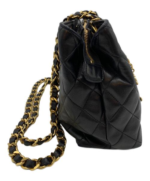 CHANEL（シャネル）CHANEL (シャネル) チェーンショルダーバッグ ブラックの古着・服飾アイテム