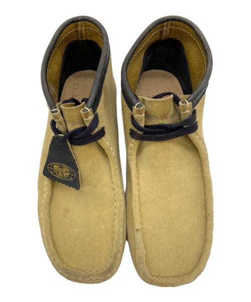 CLARKS（クラークス）CLARKS (クラークス) wu-tang clan (ウータンクラン) ワラビーブーツ ベージュ サイズ:US(M)/9の古着・服飾アイテム