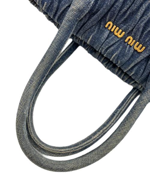 MIU MIU（ミュウミュウ）MIU MIU (ミュウミュウ) マテラッセ　ハンドバッグ インディゴの古着・服飾アイテム