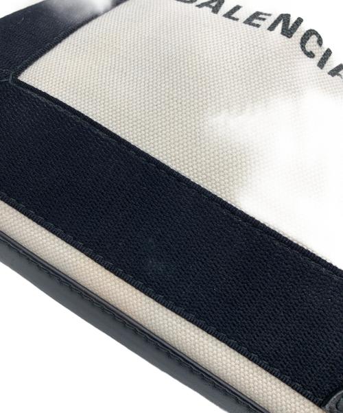BALENCIAGA（バレンシアガ）BALENCIAGA (バレンシアガ) 2WAYバッグ ベージュ×ブラックの古着・服飾アイテム