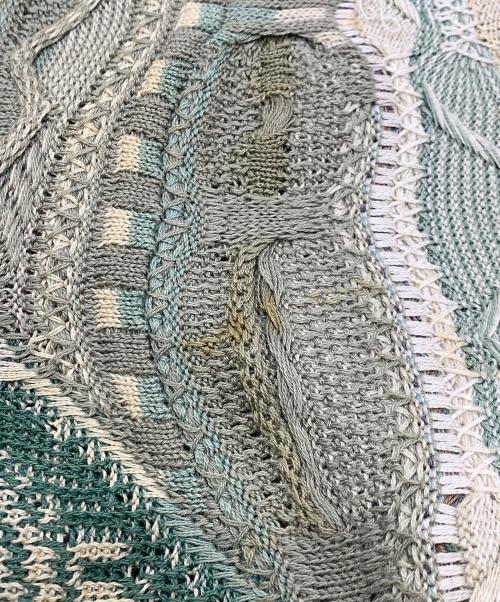 Coogi（クージー）Coogi (クージー) 厚手ニット ベージュ サイズ:Lの古着・服飾アイテム