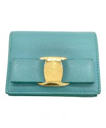 Salvatore Ferragamo（サルヴァトーレ フェラガモ）の古着「ヴァラリボン 2つ折り財布」｜エメラルドグリーン