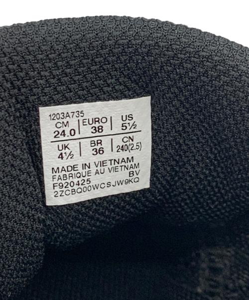 asics（アシックス）asics (アシックス) スニーカー ブラック サイズ:24の古着・服飾アイテム