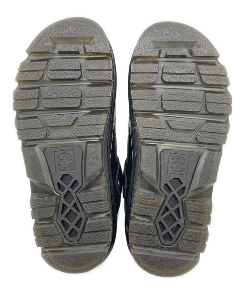 Dr.Martens（ドクターマーチン）Dr.Martens (ドクターマーチン) スリングバッグシューズ ホワイト×ブラック サイズ:US11の古着・服飾アイテム