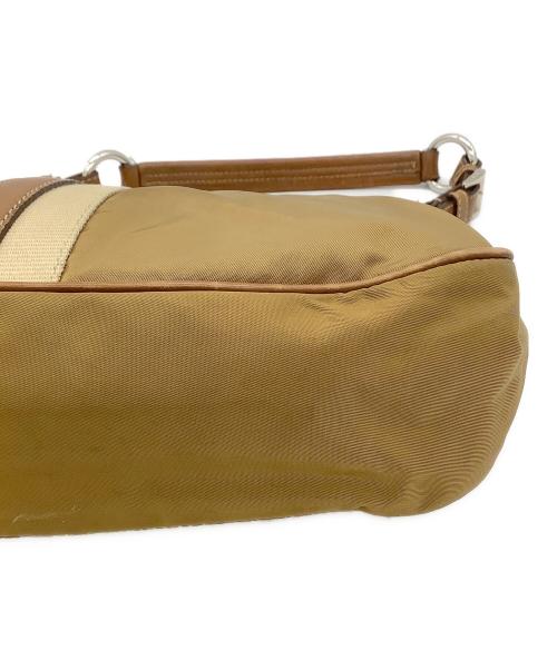 PRADA（プラダ）PRADA (プラダ) ワンショルダーバッグ ブラウンの古着・服飾アイテム