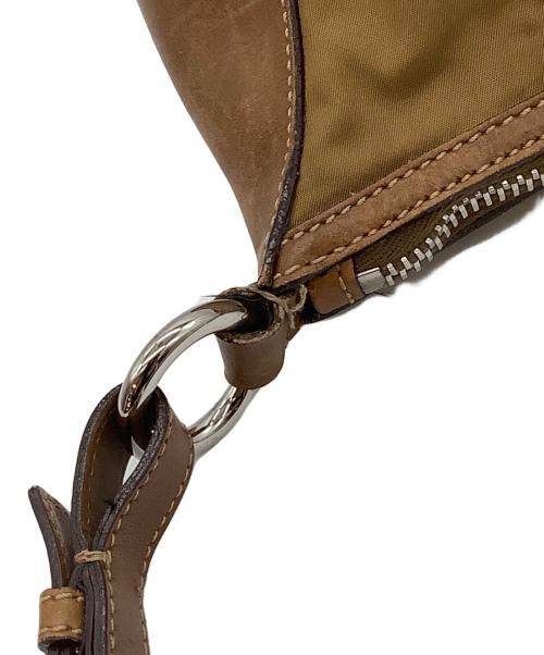 PRADA（プラダ）PRADA (プラダ) ワンショルダーバッグ ブラウンの古着・服飾アイテム