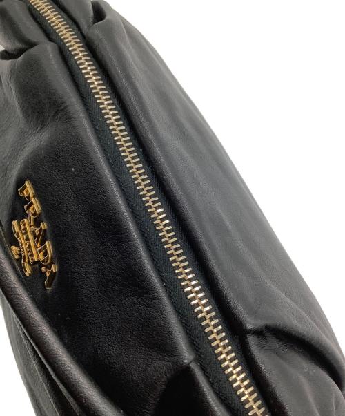 PRADA（プラダ）PRADA (プラダ) ワンショルダーバッグ ブラックの古着・服飾アイテム