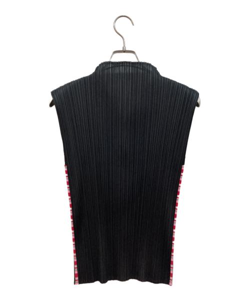 PLEATS PLEASE（プリーツプリーズ）PLEATS PLEASE (プリーツプリーズ) ノースリーブカットソー ブラック サイズ:3の古着・服飾アイテム