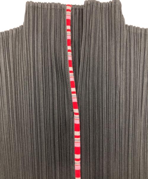 PLEATS PLEASE（プリーツプリーズ）PLEATS PLEASE (プリーツプリーズ) ノースリーブカットソー ブラック サイズ:3の古着・服飾アイテム