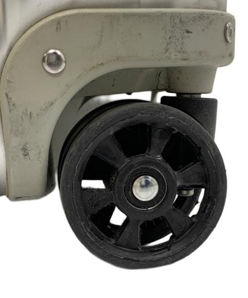 RIMOWA（リモワ）RIMOWA (リモワ) クラシックフライト ライトグレーの古着・服飾アイテム