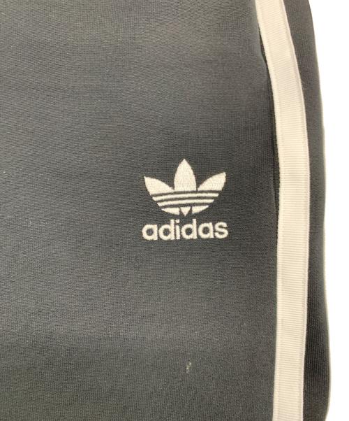 adidas（アディダス）adidas (アディダス) クラシックワイドレッグパンツ ブラック サイズ:Mの古着・服飾アイテム