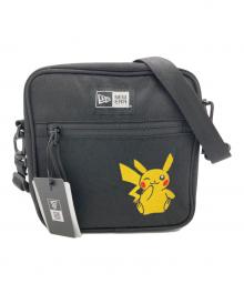 New Era（ニューエラ）の古着「Square Shoulder Pouch PIKACHU」｜ブラック