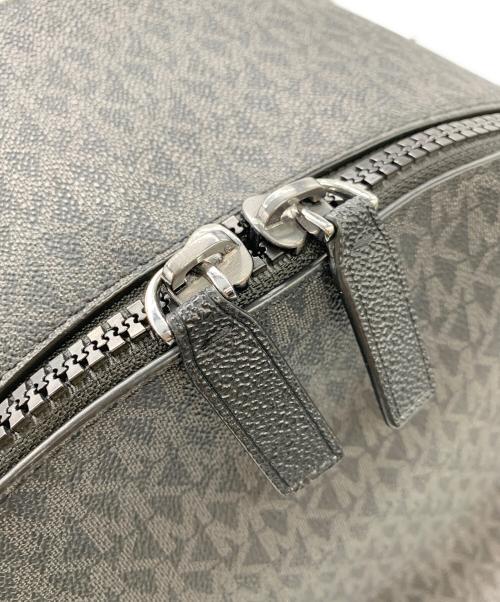 MICHAEL KORS（マイケル・コース）MICHAEL KORS (マイケル・コース) リュック ブラックの古着・服飾アイテム