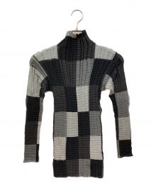 ISSEY MIYAKE（イッセイミヤケ）の古着「ハイネックカットソー」｜ブラック×グレー
