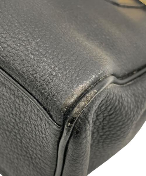 Burberry's（バーバリー）Burberry's (バーバリー) レザーハンドバッグ ブラックの古着・服飾アイテム