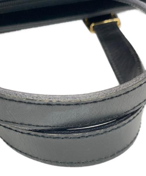 Burberry's（バーバリー）Burberry's (バーバリー) レザーハンドバッグ ブラックの古着・服飾アイテム