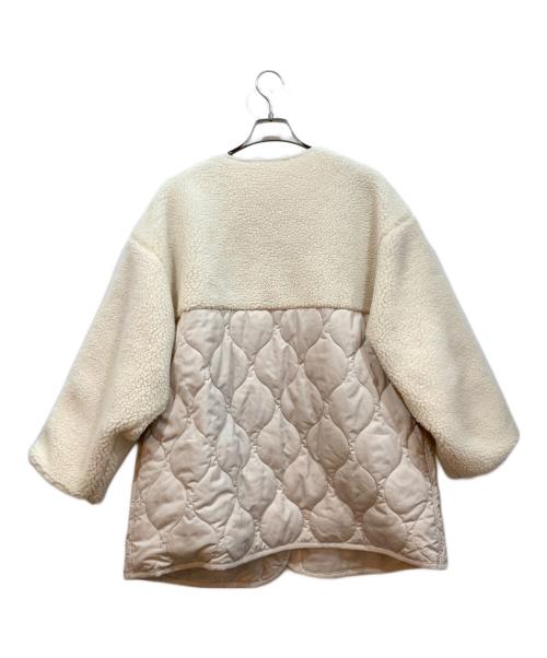 moment+（モーメントプラス）moment+ (モーメントプラス) ボア切り替えキルティングコート アイボリー サイズ:Mの古着・服飾アイテム