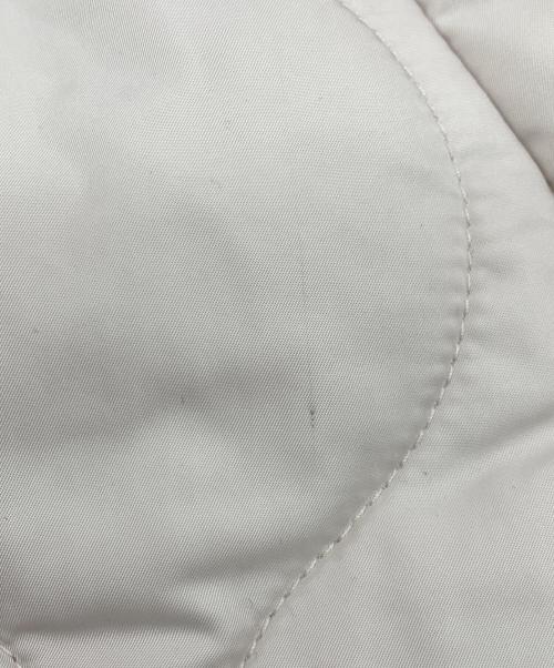 moment+（モーメントプラス）moment+ (モーメントプラス) ボア切り替えキルティングコート アイボリー サイズ:Mの古着・服飾アイテム